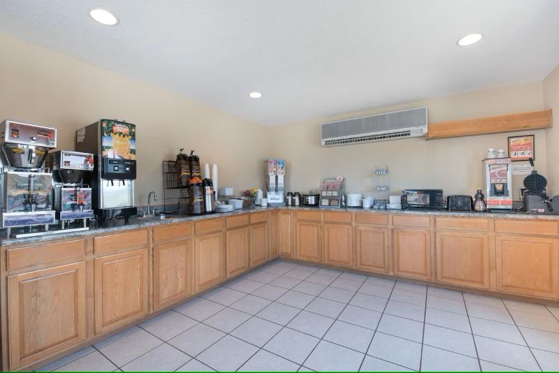 فندق Super 8 By Wyndham Sturgis