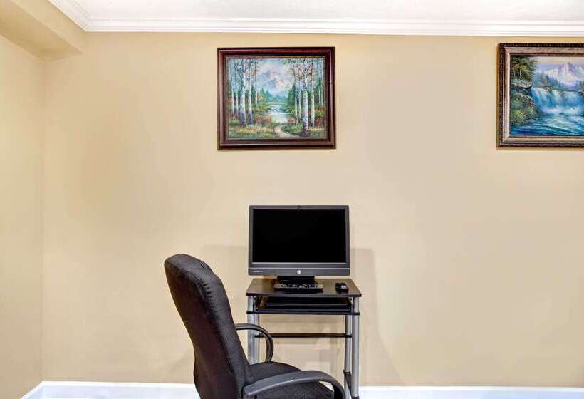 فندق Super 8 By Wyndham Whites Creek/ Nashville Nw Area