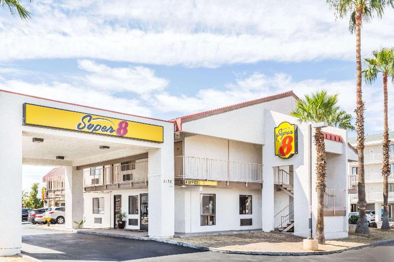 فندق Super 8 Phoenix Metro North