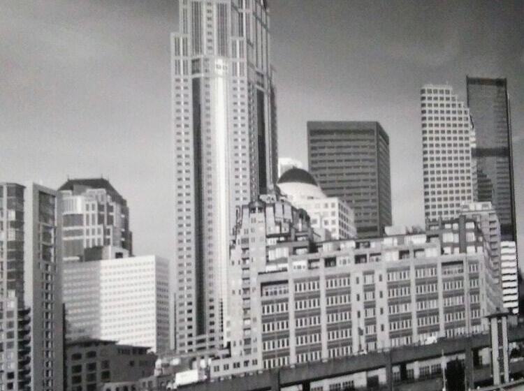 호텔 Sutton Suites