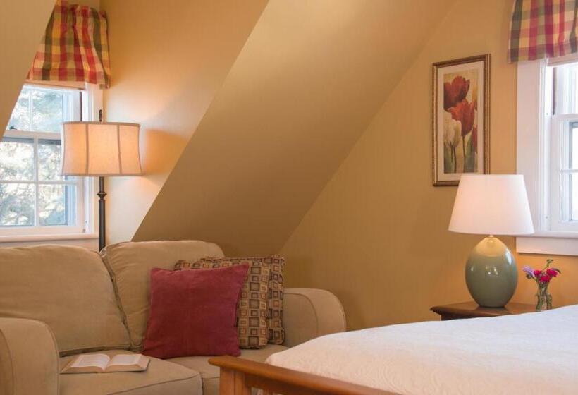 בית מלון כפרי Swift House Inn