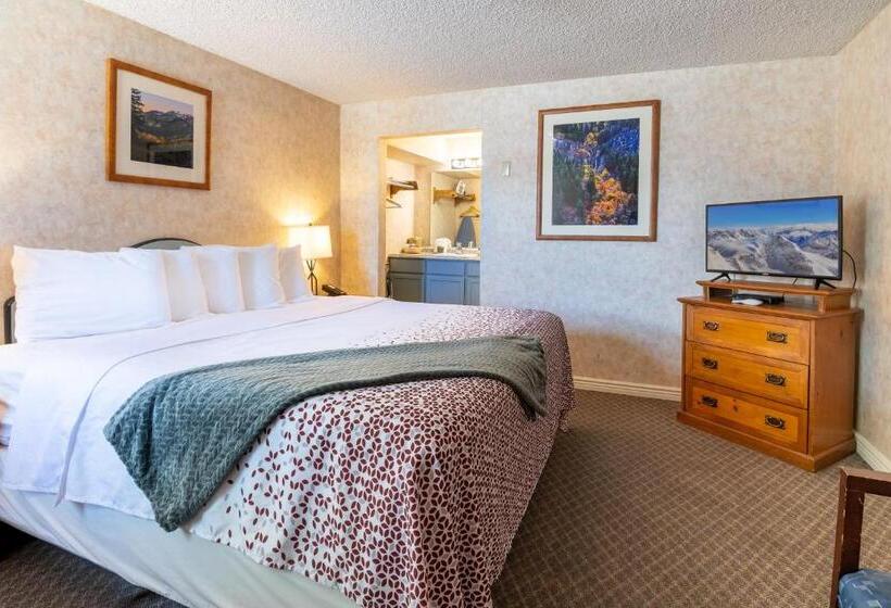 فندق Swiss Alps Inn