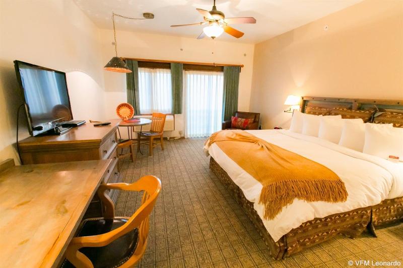 בית מלון כפרי Table Mountain Inn