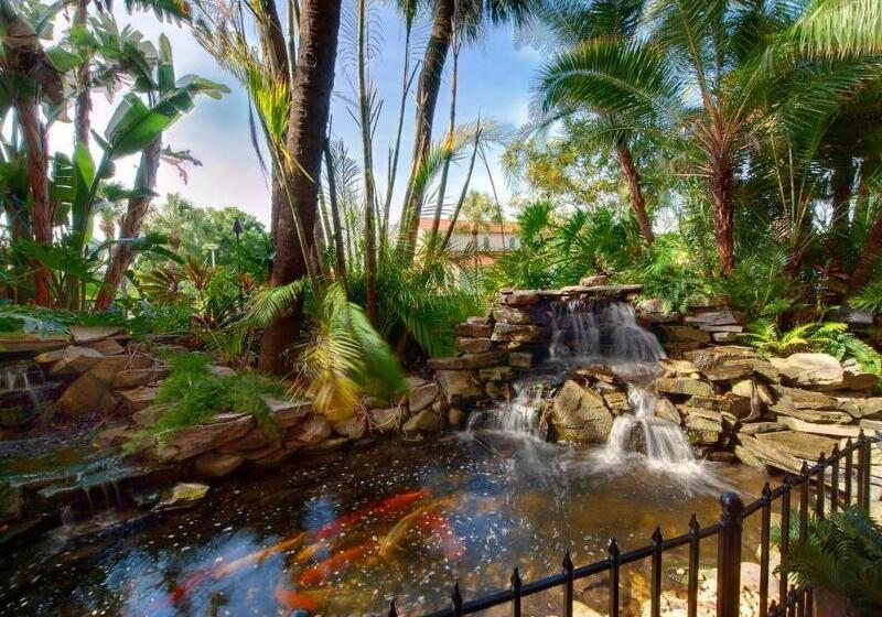 Tahitian Inn Boutique Hotel Tampa