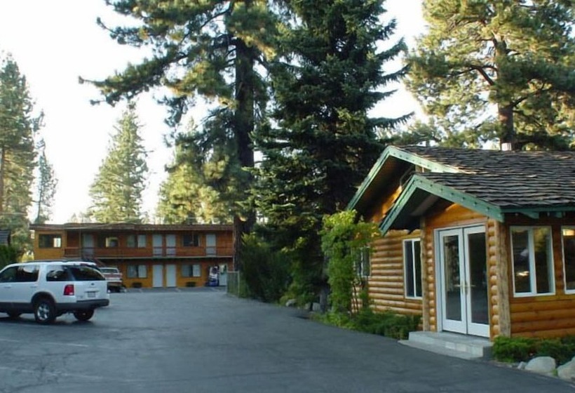 בית מלון כפרי Tahoe Valley Lodge