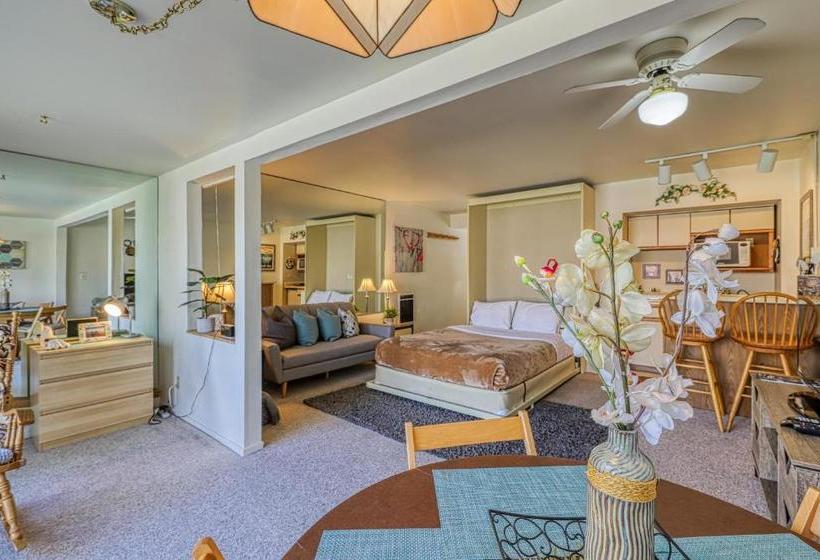 Tahoya Shores Poolside Studio