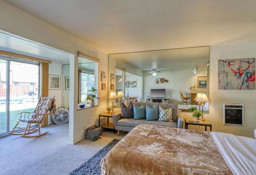 Tahoya Shores Poolside Studio