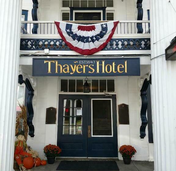 فندق Thayers Inn