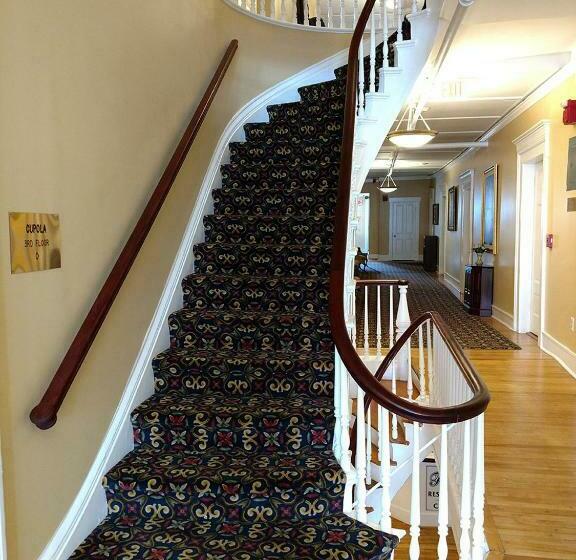 فندق Thayers Inn