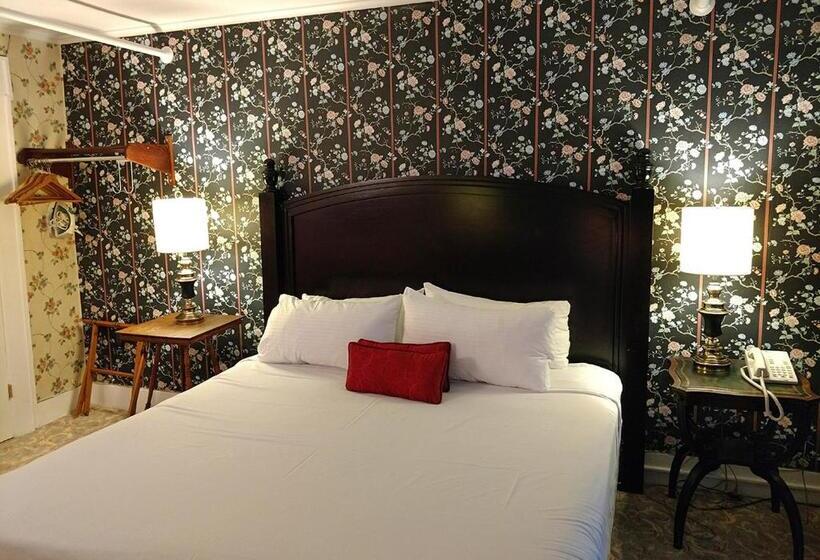 فندق Thayers Inn