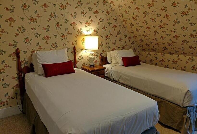 فندق Thayers Inn