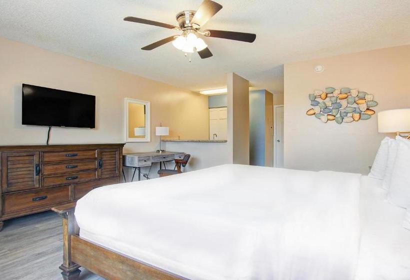 فندق The Palmer Inn & Tennis Club