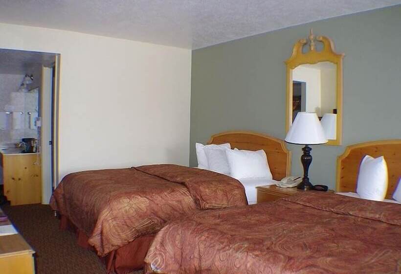 בית מלון כפרי Three Bear Lodge