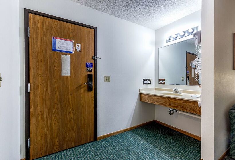 Motel 6kewanee, Il