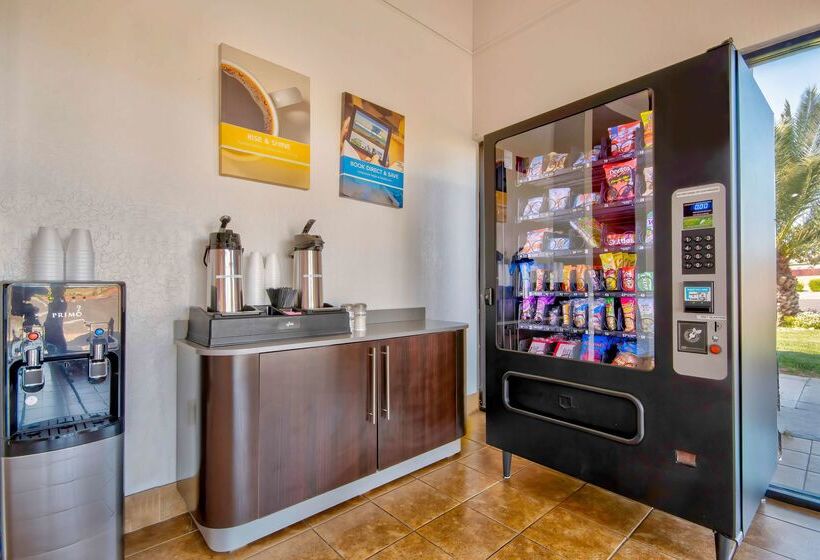 Motel 6santa Nella, Ca Los Banos