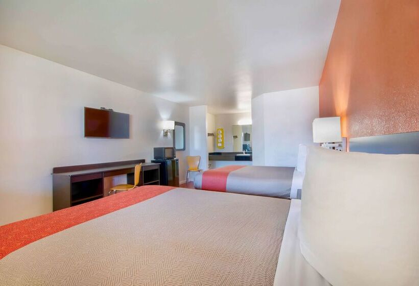 Motel 6santa Nella, Ca Los Banos