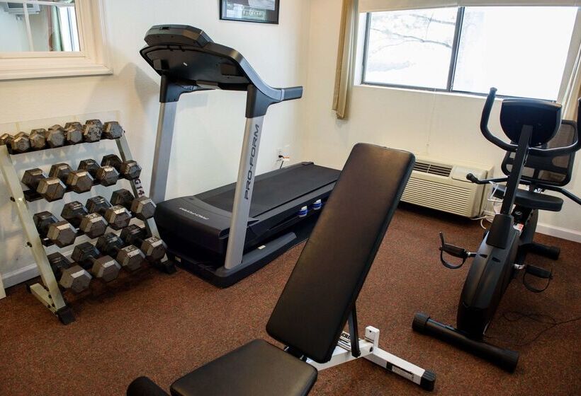 فندق على الطريق Americas Best Value Inn New Paltz