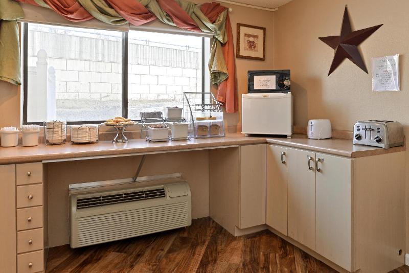 فندق على الطريق Americas Best Value Inn New Paltz