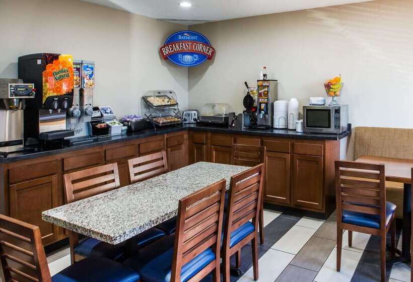Motel Baymont By Wyndham Cedar Rapids