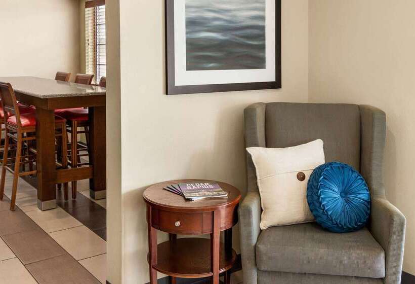 Мотель Baymont By Wyndham Cedar Rapids
