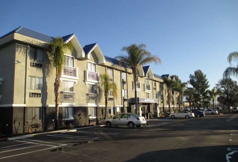 מוטל Best Western Plus Diamond Valley Inn