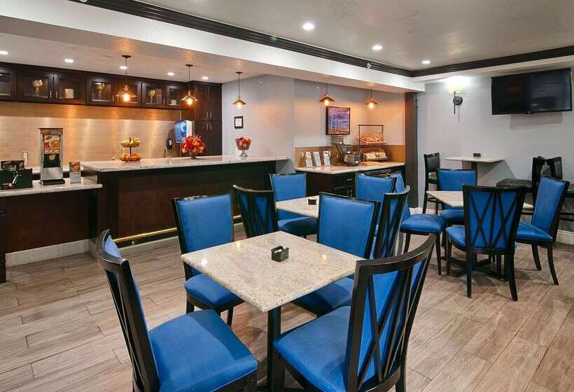 מוטל Best Western Plus Diamond Valley Inn