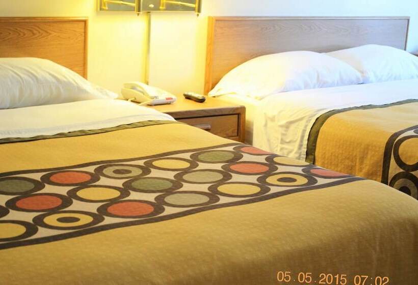 מוטל Brookshire Inn