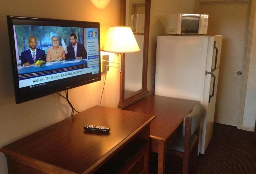 מוטל Inn Between The Hedges