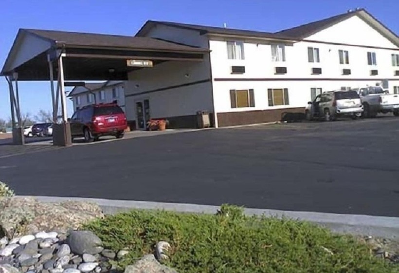 فندق على الطريق Colstrip Inn & Suites