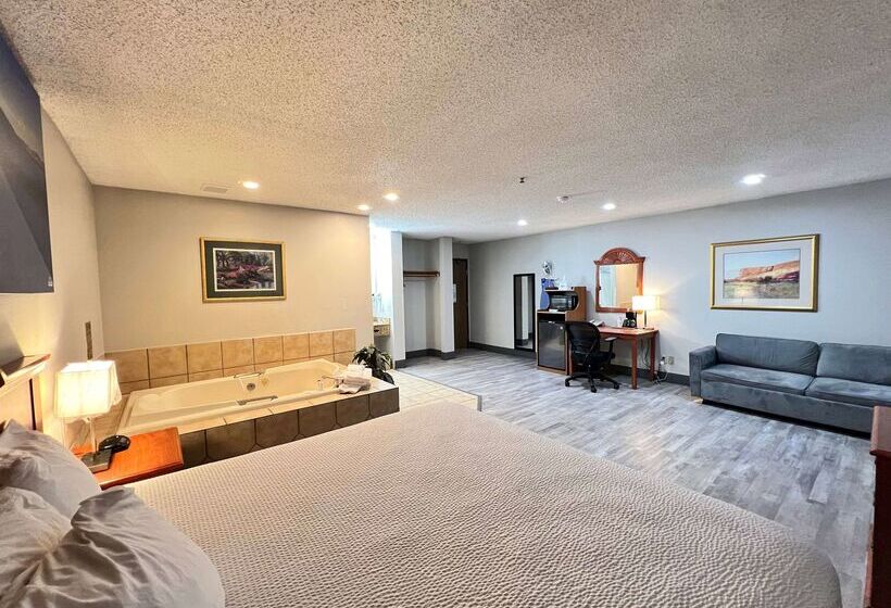 فندق على الطريق Antelope Inn & Suites