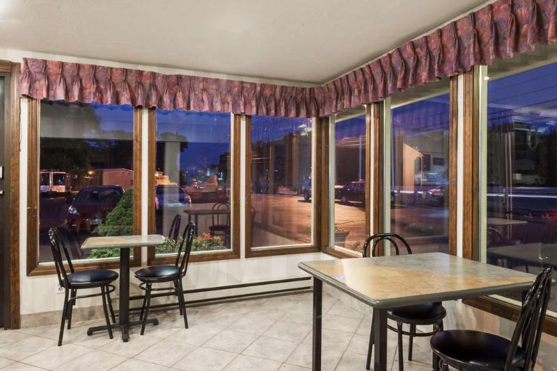 فندق على الطريق Knights Inn North Attleboro