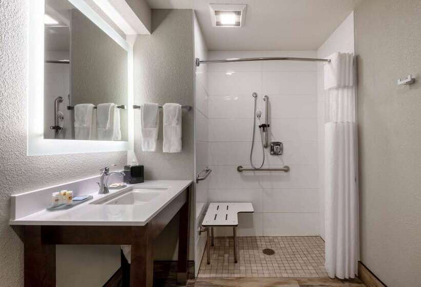 מוטל La Quinta By Wyndham Anchorage Airport