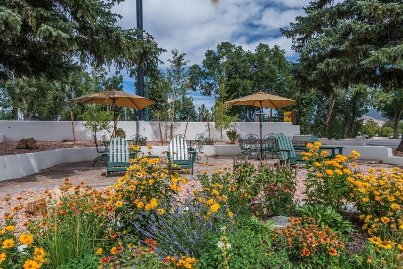 فندق على الطريق Loyal Duke Lodge