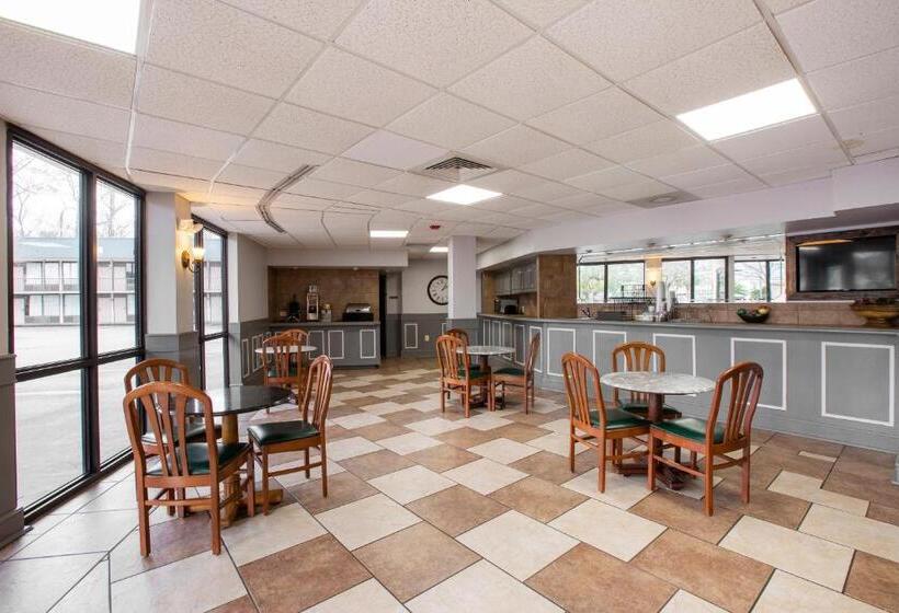 汽车旅馆  OYO Hotel Port Allen LA I-10 West