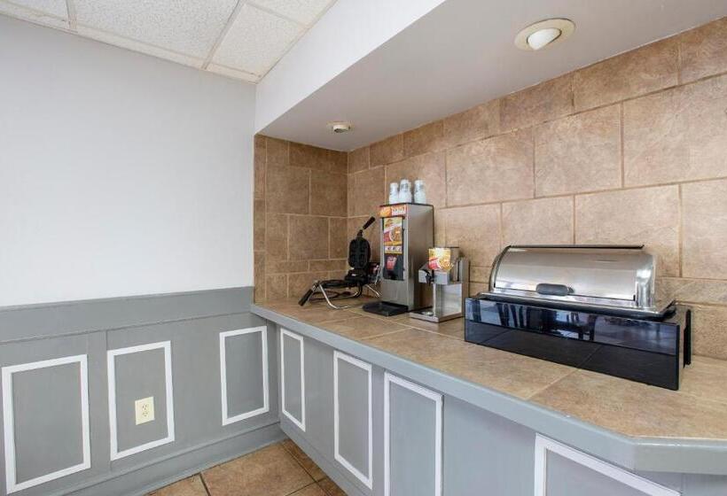 汽车旅馆  OYO Hotel Port Allen LA I-10 West