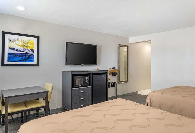 모텔 Quality Inn Kettleman City Near Hwy 41