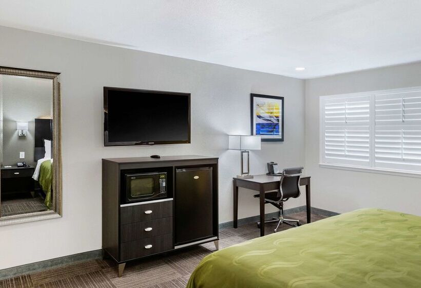 모텔 Quality Inn Kettleman City Near Hwy 41