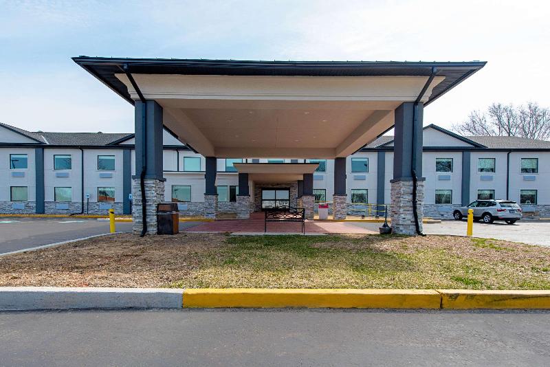 מוטל Quality Inn Mishawaka   South Bend