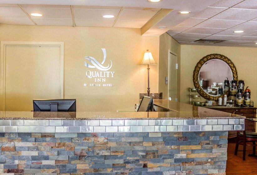 فندق على الطريق Quality Inn Waterbury
