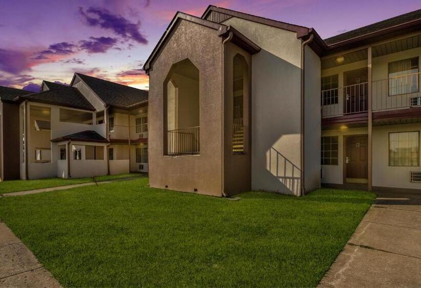 فندق على الطريق Red Roof Inn Cadiz