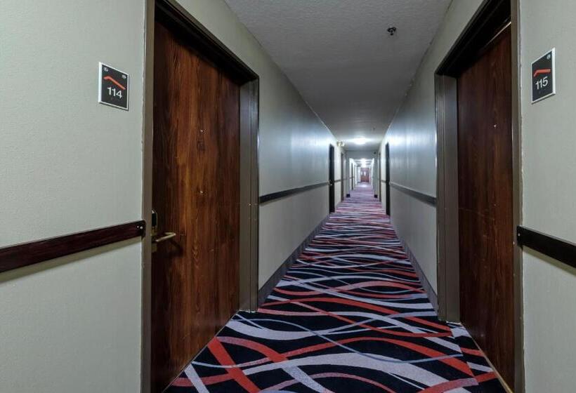 모텔 Red Roof Inn Osage Beach Lake Of The Ozarks