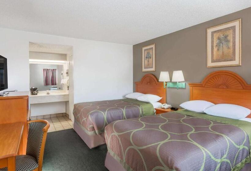 فندق على الطريق Redfinn Inn