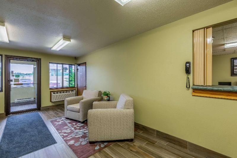 モーテル Rodeway Inn