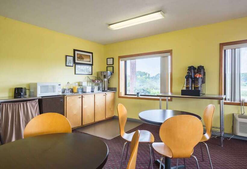 فندق على الطريق Rodeway Inn Sardis