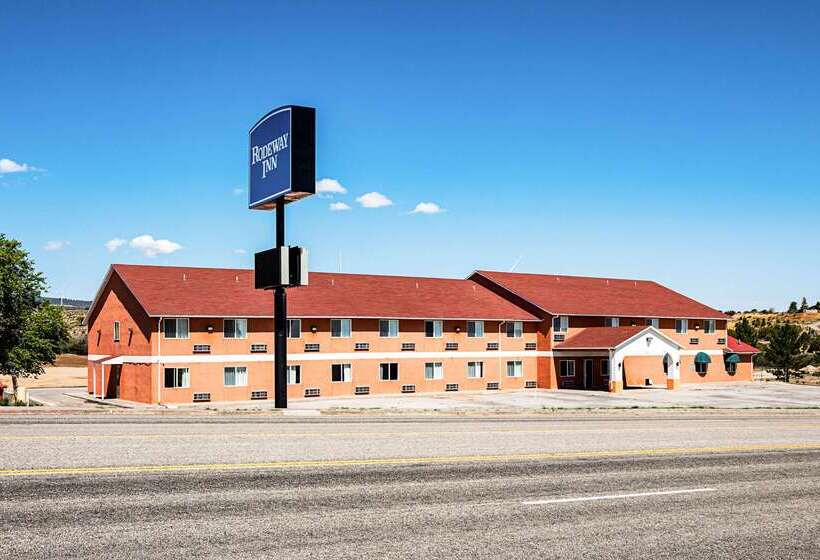مُتل Rodeway Inn & Suites