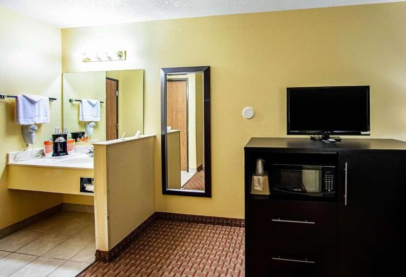 مُتل Rodeway Inn & Suites