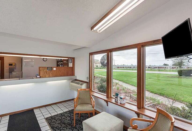 모텔 Rodeway Inn
