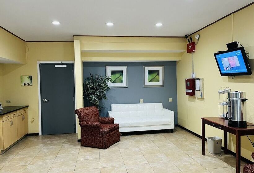 מוטל Rodeway Inn