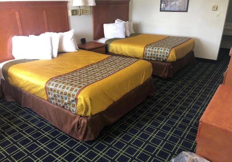 فندق على الطريق Sunset Inn & Suites