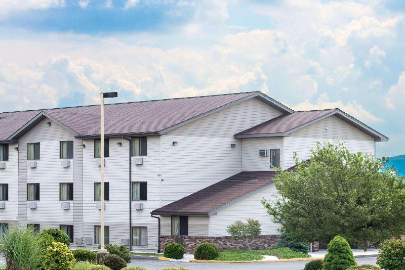 מוטל Super 8 By Wyndham Altoona